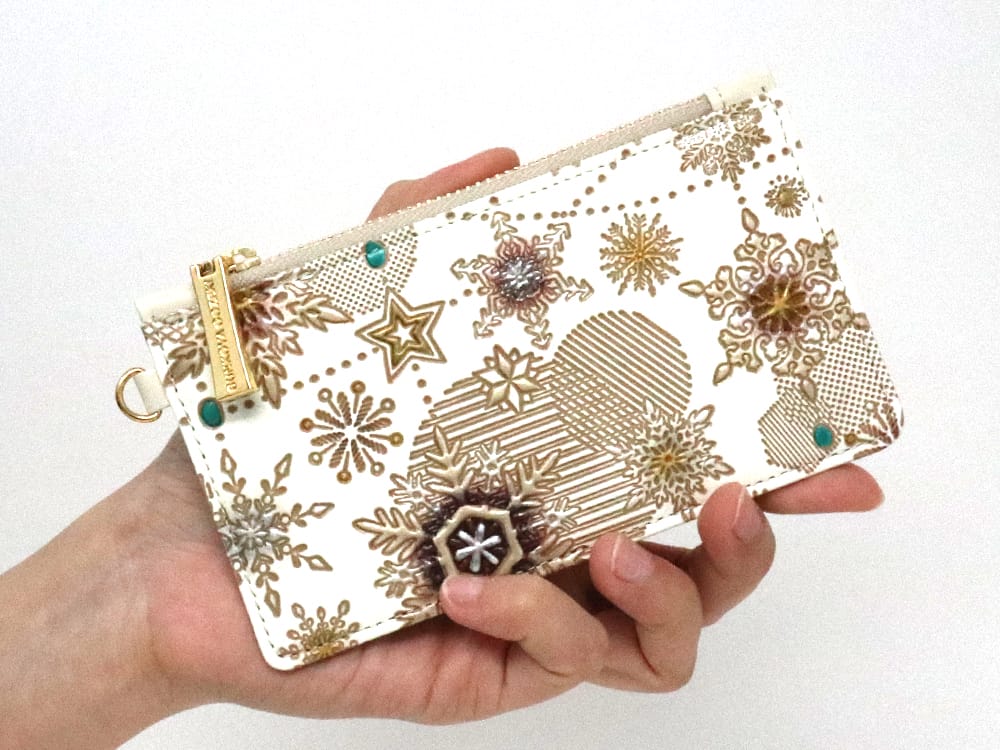 Snow Ornaments (Brown) Thin Card Case