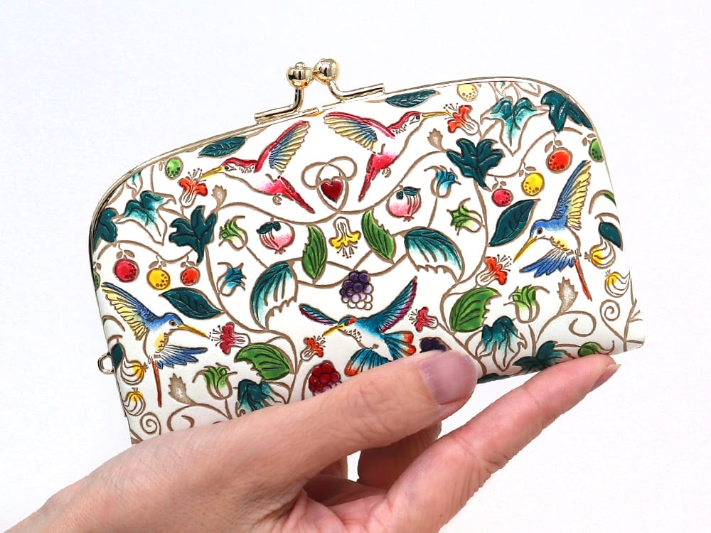 Hummingbirds GAMAGUCHI Small Clasp Purse