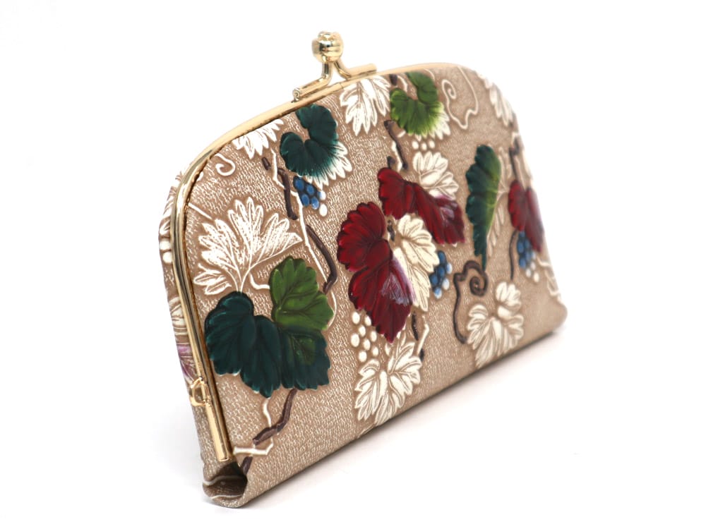 Wild Grapes GAMAGUCHI Small Clasp Purse