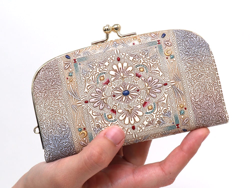 Fantasy Tapestry GAMAGUCHI Small Clasp Purse