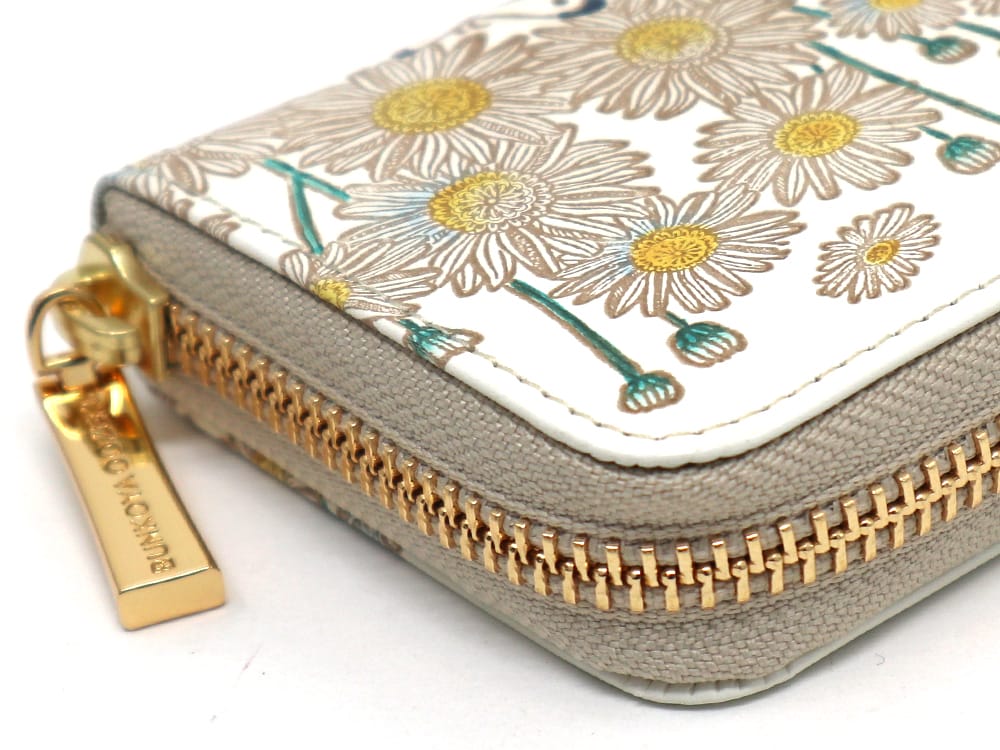 Marguerites Zippered Coin Purse