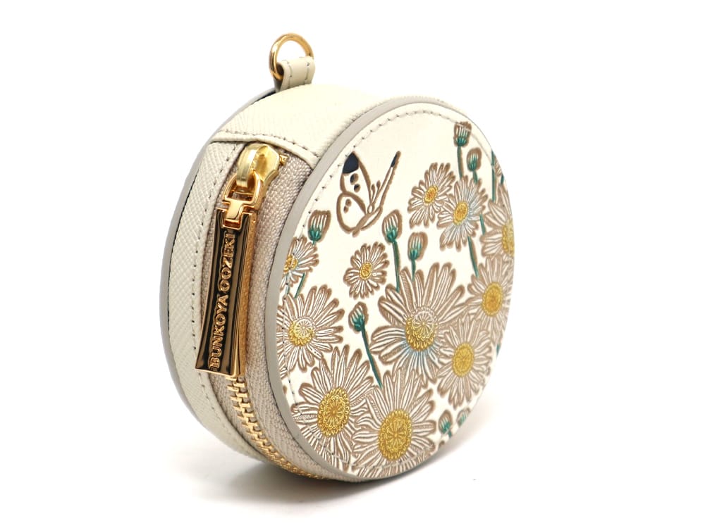Marguerites Macaron Pouch