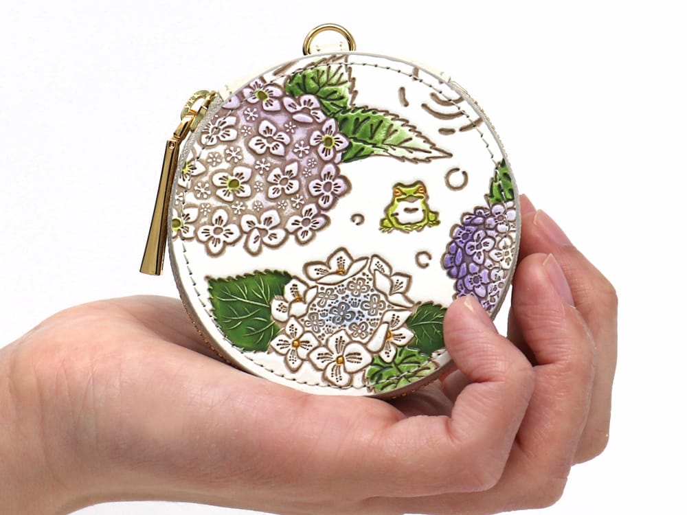 Hydrangeas Macaron Pouch