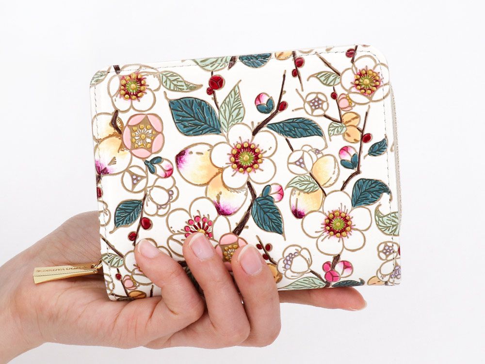 MEIHUA - Plum Blossom Zippered Bi-fold Wallet