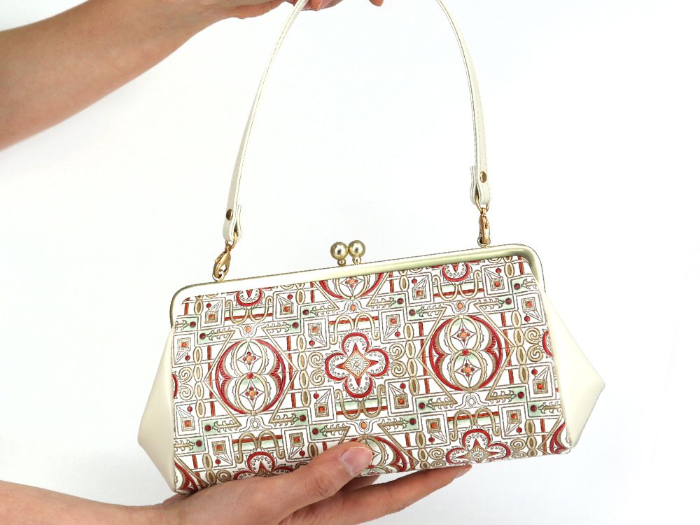 Miyabi (Red) GAMAGUCHI Clasp Clutch Purse