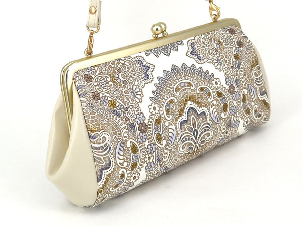 Antique lace (Blue) GAMAGUCHI Clasp Clutch Purse