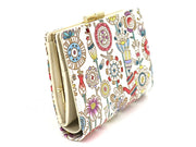 Garden Square Billfold with Clasp