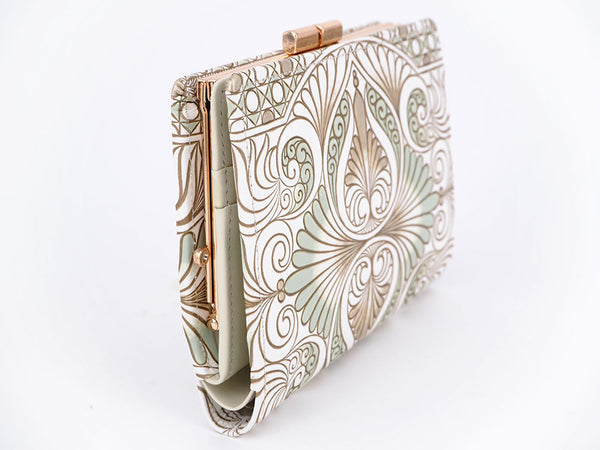 Rocaille (Khaki) GAMASATSU Square Billfold with Clasp