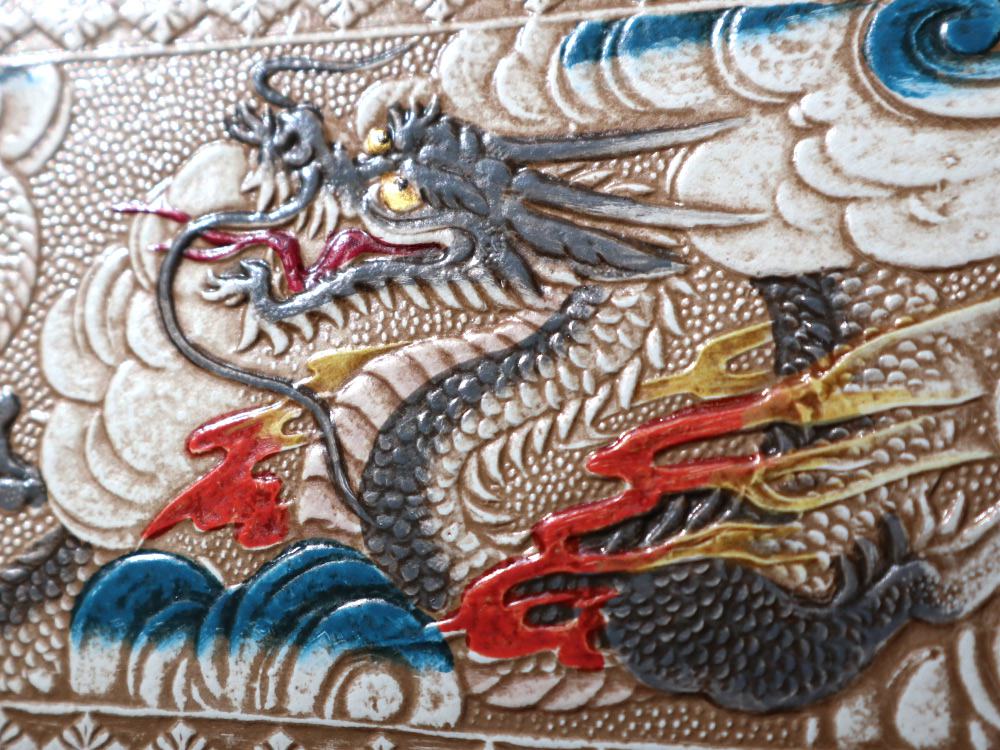 Dragon (Gray) GAMASATSU Square Billfold with Clasp